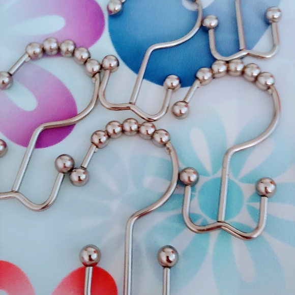 Abstract Floral Rainbow Stars Flowers 60's Home Decor Design Shower Curtain Set - Picture 3 of 3